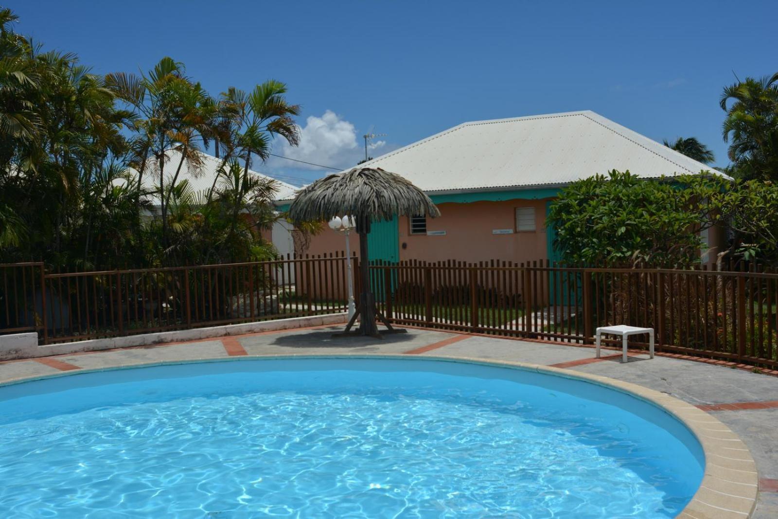 Bungalow La Papaye Bleue Residence Acces Piscine & Plage Saint-Francois  Exterior foto